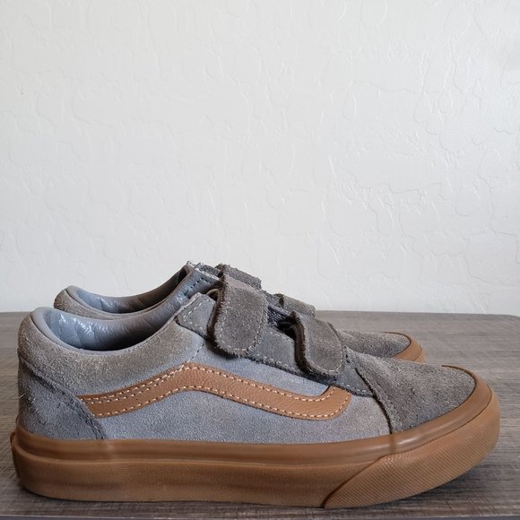 Vans Old Skool V Suede Gum Sole Sneaker 